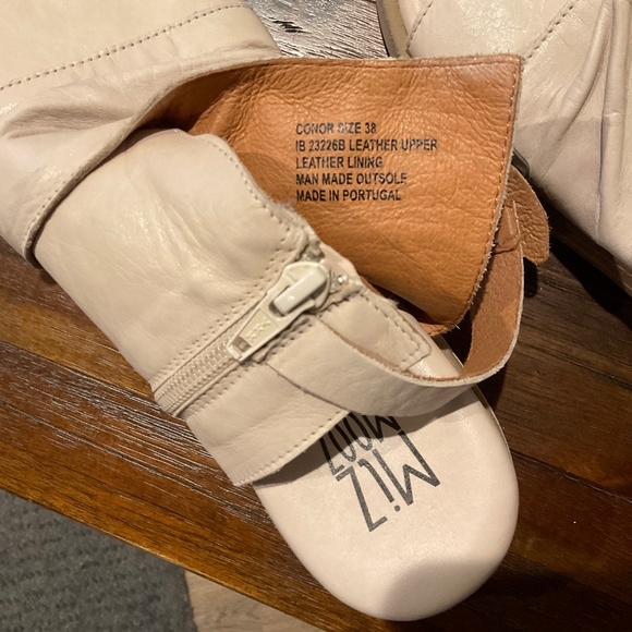 Miz Mooz Leather Backstrap Sandals Cream Size US 7.5 / EU 38 - Picture 9 of 9